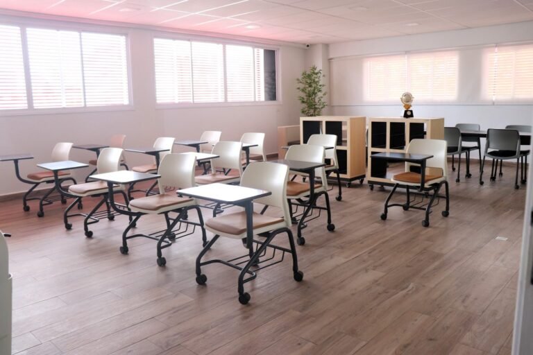 Sala-Ensino-Medio-scaled.jpg