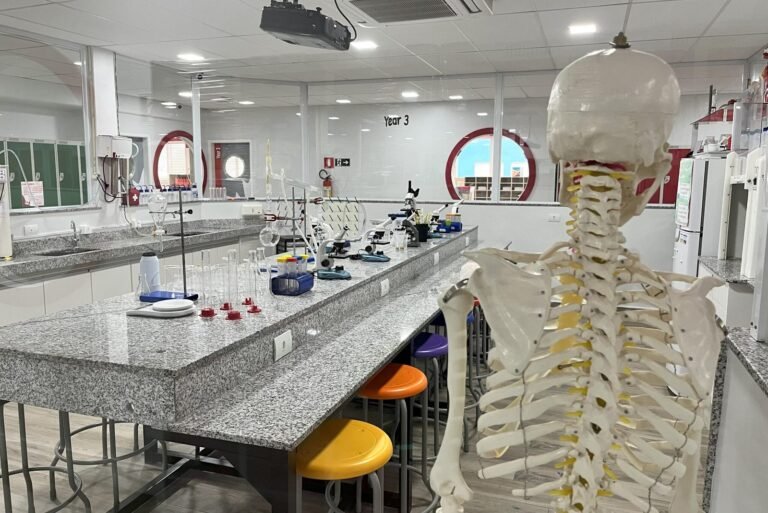 Science-Class-scaled-e1706180761360.jpg